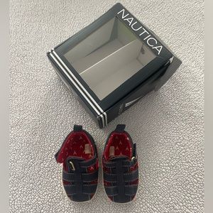 New never worn Nautica baby sandals 6-9 months